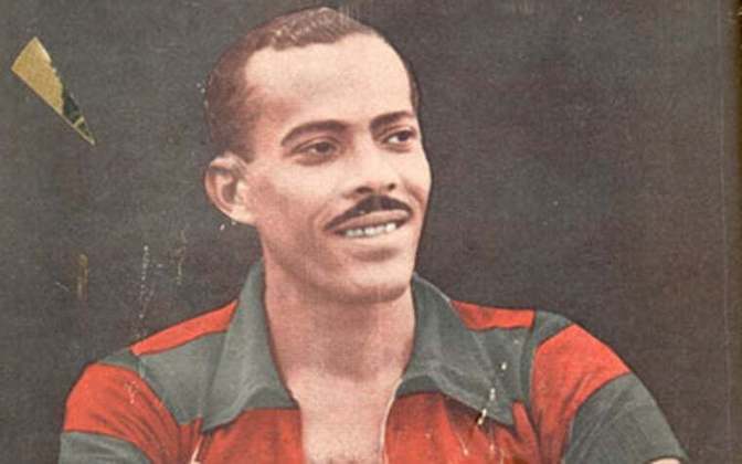 Campeão carioca em 1939, 1942, 1943 e 1944, JARBAS marcou 153 vezes em 380 jogos.