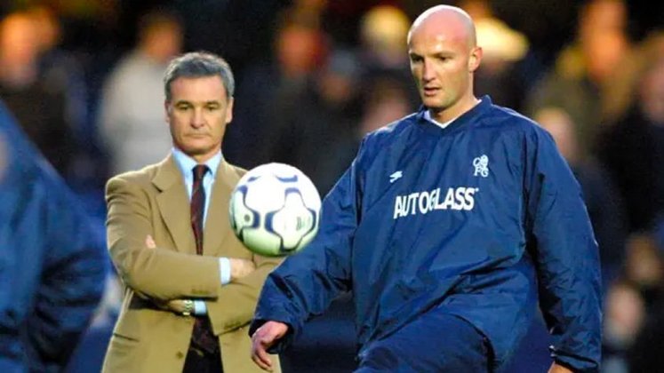 Campeão da Copa do Mundo de 1998, o ex-jogador Frank Leboeuf criticou as atitudes de Mbappé durante a partida contra o Montpellier. Ele aproveitou para cobrar um posicionamento do técnico Galtier, que deveria ter dado um puxão de orelha no camisa 7.