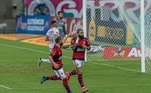 Sempre perigoso, Gabigol marcou dois gols em dois minutos para o Flamengo