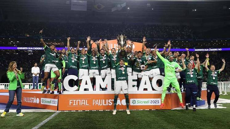Campeonato Paulista: campeão - Palmeiras / vice - Água Santa