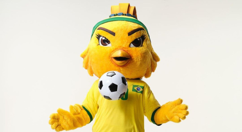 Sai o Canarinho Pistola e entra a Canarinha Guerreira. A presença da mascote da seleção brasileira na Copa do Mundo Feminina ganhou destaque na última semana, repercutiu nas redes sociais e já rendeu bons memes. Mas você sabia que ela não é a mascote oficial da seleção? Confira um pouco da história e do processo criativo da Canarinha: