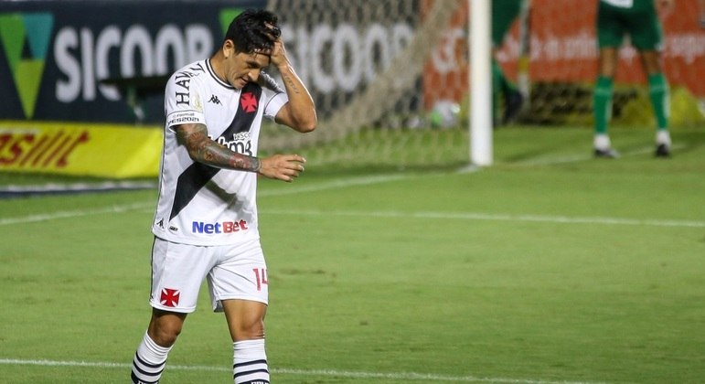 Cano marcou 14 gols no Brasileirão, mas não conseguiu evitar a queda do Vasco