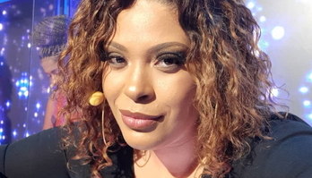 Primeira campeã do Canta Comigo, Debora Pinheiro relembra a emoção de subir ao palco e vencer a disputa (Reprodução/Instagram)