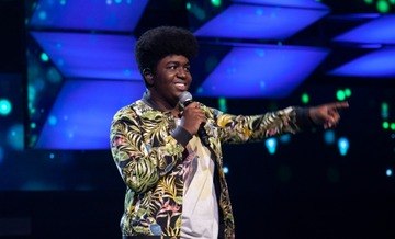 Sidinho conquista 56,89% dos votos do público e se torna o grande vencedor do Canta Comigo Teen (Edu Moraes/Record TV)