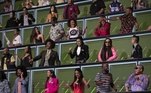 A terceira temporada do Canta Comigo Teen está chegando ao fim depois de muita emoção, diversão e música boa! Agora, os jovens talentos se preparam para a grande final que acontece neste domingo (18), às 18h, na tela da Record TV. Ao longo do programa, diversos artistas encantaram o painel de jurados, mas quem será que vai levar o prêmio de R$ 200 mil? Confira dez motivos para não perder a decisão do reality musical!