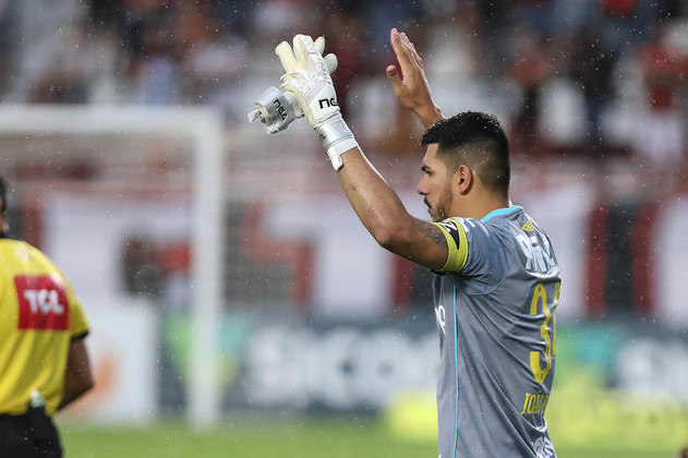 Santos - João Paulo (goleiro)
