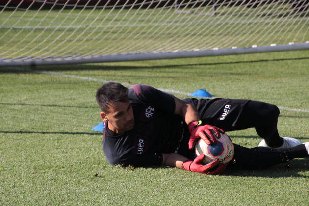 Ferroviária - Saulo (goleiro)