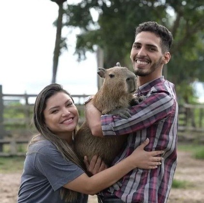 A pessoa tava entrevistando uma capivara?;-;