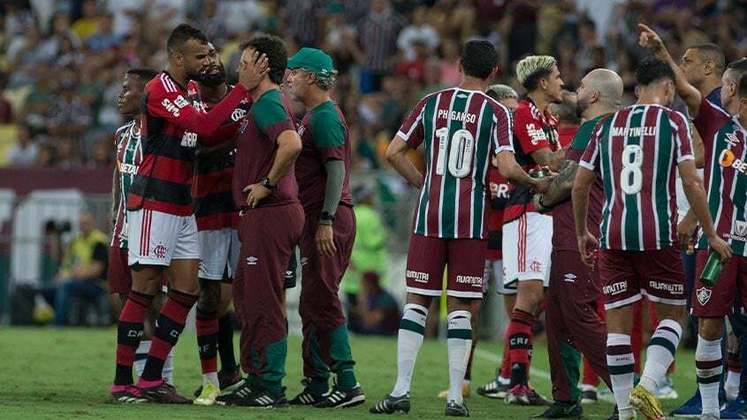 Carioca: Com a vitória do Flamengo por 2 a 0 no jogo de ida da final, o Rubro-Negro pode perder por até um gol de diferença que garante o título. Já o Fluminense, precisa vencer por pelo menos dois gols de diferença para seguir vivo e levar a decisão para os pênaltis.