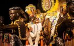 carlinhos brown, camisa verde branco, carnaval 2020