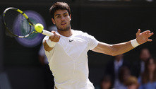 Alcaraz avança à 3ª rodada e Tsitsipas ganha batalha de dois dias contra Murray em Wimbledon