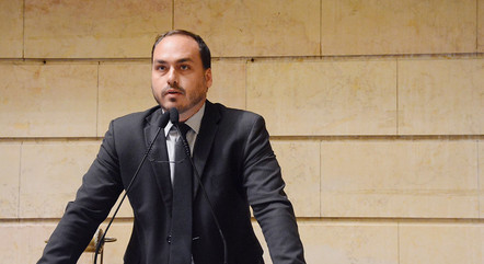 O vereador Carlos Bolsonaro é um dos alvos da CPI da Covid no Senado