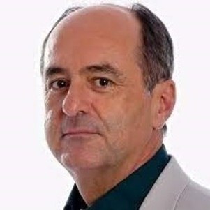 Carlos Eugênio Simon também na mira da Paramount