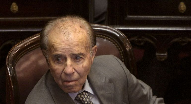 Menem governou a Argentina nos anos 1990 e exercia, atualmente, o cargo de senador pela província de La Rioja