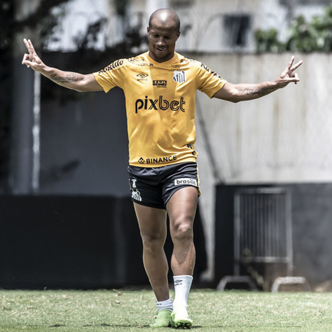 Carlos Sánchez é o maior artilheiro da história do Santos