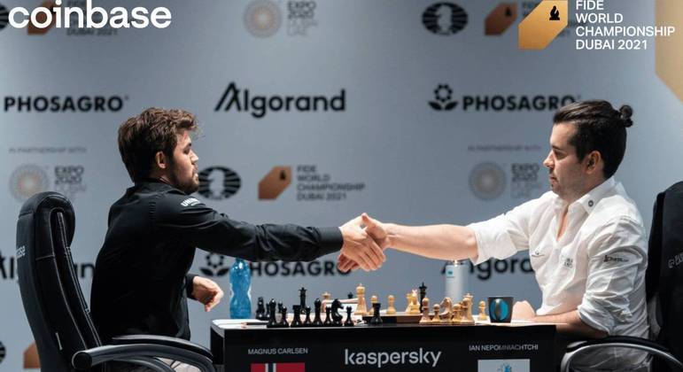 No Xadrez, Magnus Carlsen levanta o seu quinto Mundial consecutivo - Prisma  - R7 Silvio Lancellotti