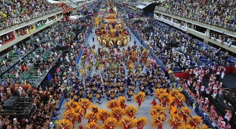 Desfiles das escolas de samba no Rio e em São Paulo, por enquanto, estão mantidos