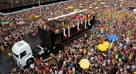 Expectativa da prefeitura é chegar a 6 milhões e 700 mil foliões no carnaval de 2024
