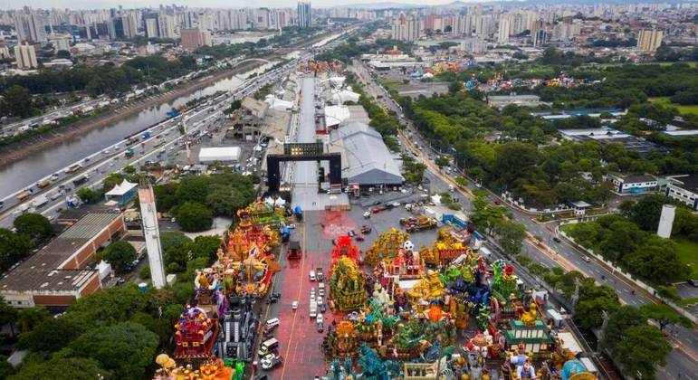 Desfiles das escolas de samba de São Paulo e do Rio foram adiados para abrilFELIPE RAU/ESTADÃO CONTEÚDO