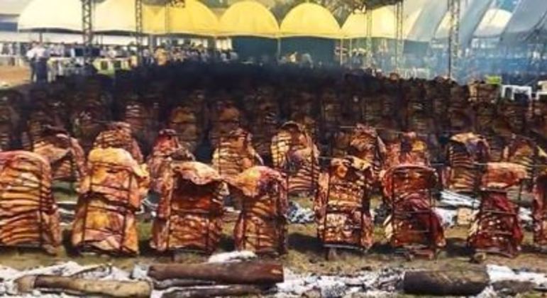 Aniversário de Paraupebas (PA) é celebrado com "churrascão" para os moradores