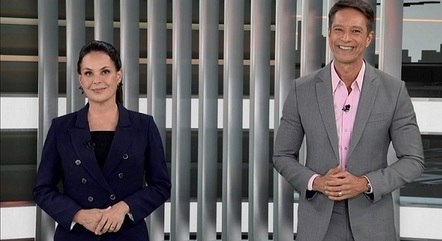 Carolina Ferraz e Sergio Aguiar, apresentadores do "Domingo Espetacular"