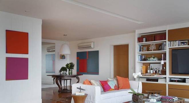 carpete de madeira sala de estar com tapete brise arquitetura e interiores