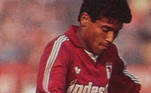 Antes debrilhar no histórico time do São Paulo, que venceu a Copa Libertadores daAmérica de 1991 e 1992, o atleta teve uma passagem pelo Torino da Itália, entre1988 até 1990