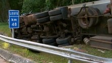 Acidente na Raposo Tavares deixa um morto e família ferida em SP