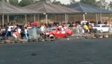 Vídeo: adolescente de 12 anos perde controle e bate carro em evento de manobras radicais
