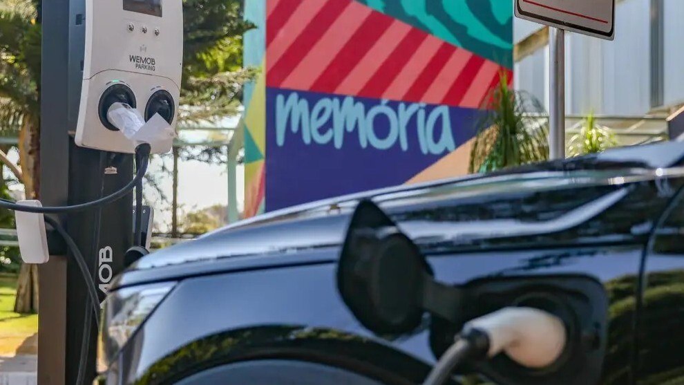 Frota de ve&iacute;culos el&eacute;tricos cresceu 392% em quase quatro anos no DF -  Not&iacute;cias - R7 Bras&iacute;lia
