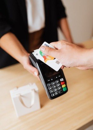 Pagamentos realizados por aproximação também são alvo de fraudes e golpes
