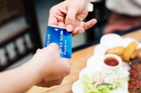 Cart&atilde;o de cr&eacute;dito preocupa 45,5% dos consumidores