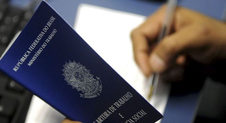Pandemia teve como uma de suas consequências o desemprego