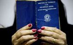 SP - DESEMPREGO MENOR / TAXA TRIMESTRE - ECONOMIA - A taxa de desemprego foi de 8,5% no primeiro trimestre de 2023. Essa variação de 0,1 ponto percentual em relação ao trimestre anterior, de novembro de 2022 a janeiro de 2023 (8,4%), demonstra estabilidade no índice, sugundo dados da Pesquisa Nacional por Amostra de Domicílios Contínua (Pnad Contínua), divulgada nesta quarta-feira (31) pelo Instituto Brasileiro de Geografia e Estatística (IBGE). 31/05/2023 - Foto: ALOISIO MAURICIO/FOTOARENA/FOTOARENA/ESTADÃO CONTEÚDO