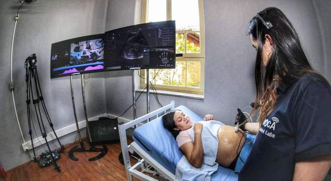 Tecnologia permite que médicos controlem procedimentos remotamente