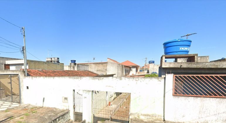 A casa estava cheia de sacolas lotadas com maconha no itaim paulista, extremo leste da capital 