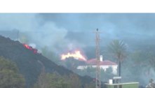 La Palma: casas pegam fogo após avanço da lava do Cumbre Vieja