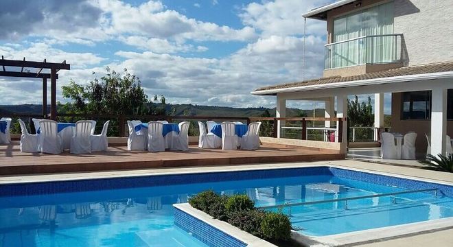 casa sofisticada com piscina de alvenaria