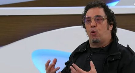 Fora da Globo, Casagrande vira alvo das concorrentes