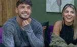 Hari Almeida e Lucas VianaOs dois amoleceram o coração do público e chegaram até a final de A Fazenda 11 juntinhos! Mas antes disso, passaram ilesos por berlindas contra Thayse Teixeira e até uma Roça com eliminação dupla contra o também casal Rodrigo Phavanello e Sabrina Paiva