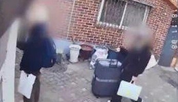 Casal usa água e gás sem parar em vingança contra dono de casa alugada (Reprodução/Vídeo/SBS TV (via South China Morning Post))