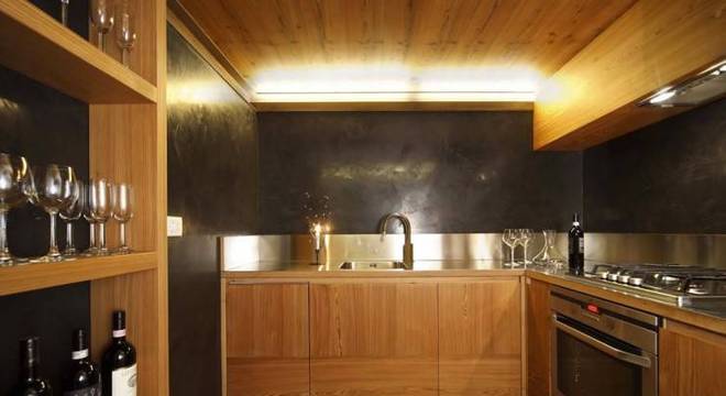 casas de madeira cozinha moderna