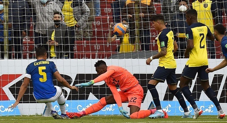 Casemiro marcou o gol do empate da seleção brasileira no Casablanca, em Quito