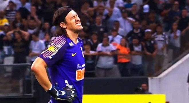 Cássio dá razão ao árbitro por expulsão e não entende que se precipitou