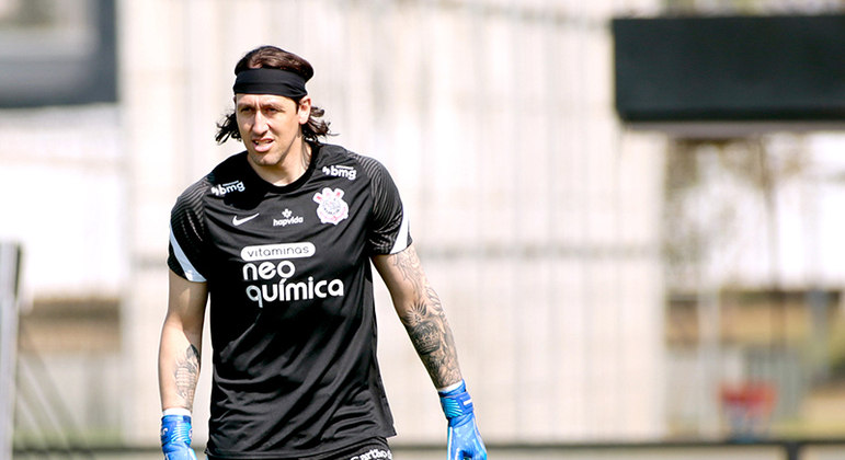 Cássio recebeu ameaças de morte, inclusive foto de revólver, pedindo sua saída do Corinthians
