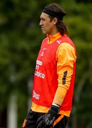 Goleiro e ídolo corintiano Cássio