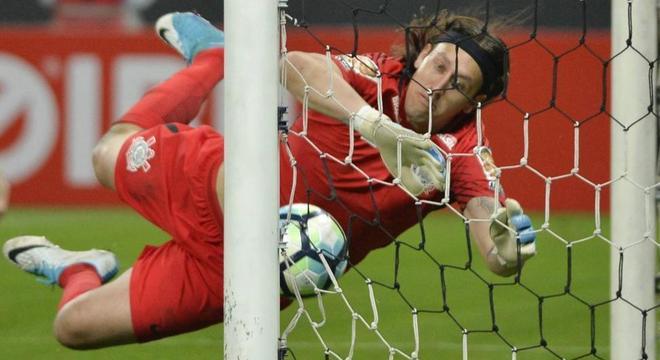 Cássio, de novo fundamental