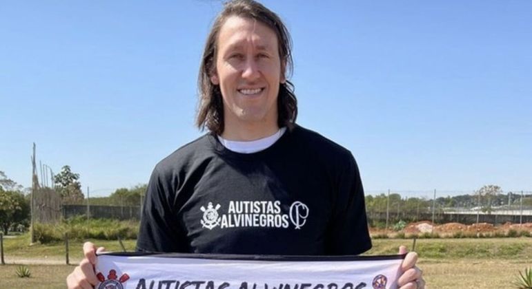 Cássio apoia a torcida "Autistas Alvinegros", do Corinthians
