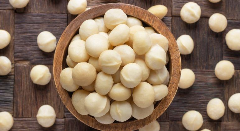 Castanha de caju - calorias presentes e benefícios do consumo