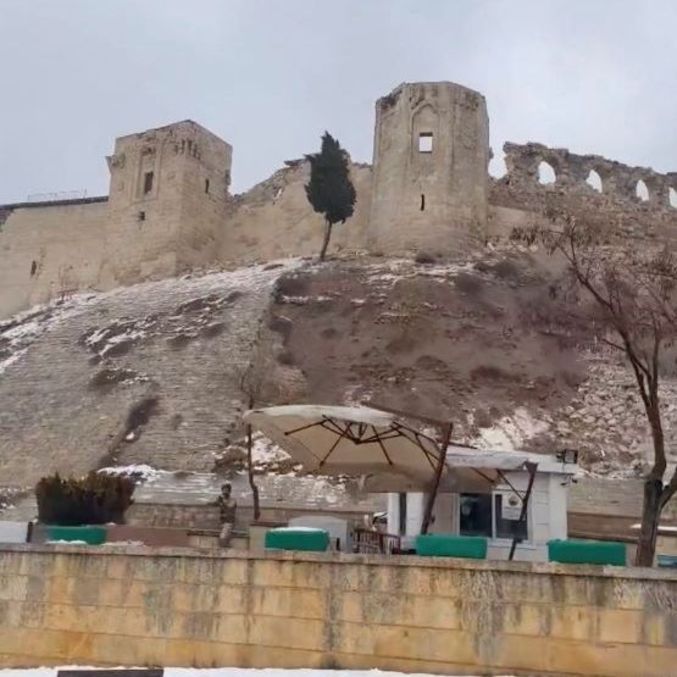 Castelo da era romana na Turquia sofreu avarias após o terremoto